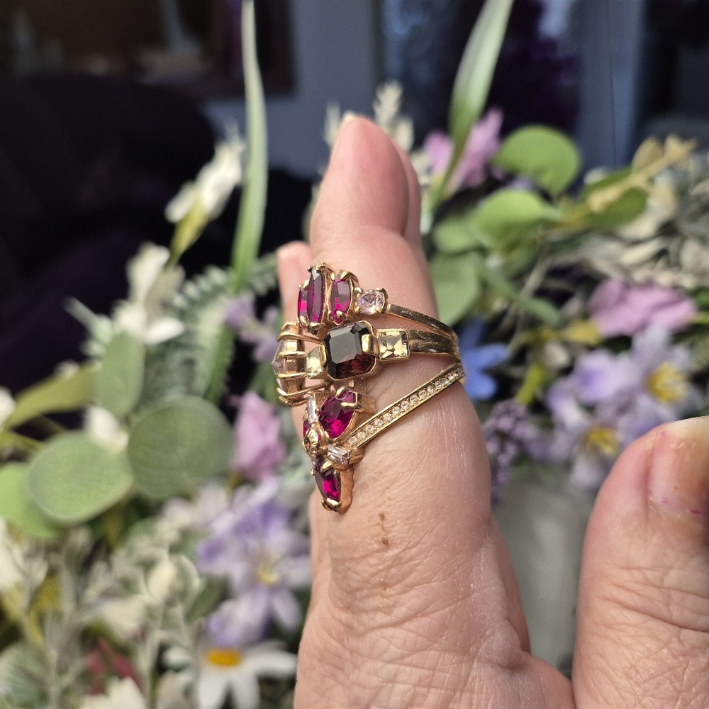 Henri Bendel Pink/Red/Ruby/Garnet Colored Gemstone Ring - Picture 2 of 6